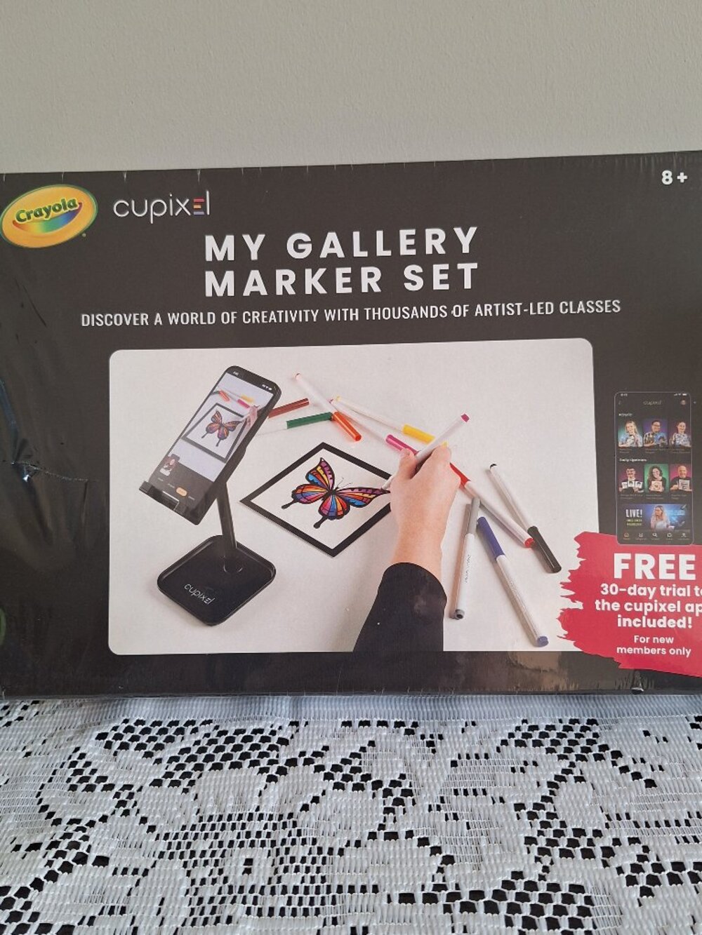 CUPIXEL x Artsmith My Gallery Marker Set - Brand New NIB Crayola Art Set